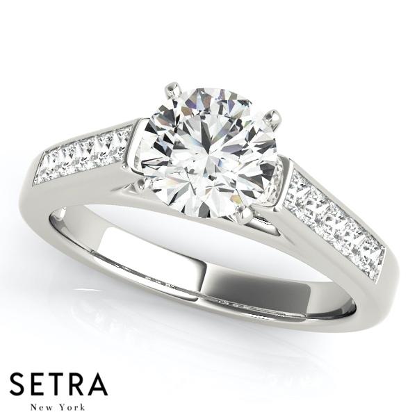 LOVE ETERNAL PRINCESS CUT DIAMOND ENGAGEMENT 18K GOLD RING