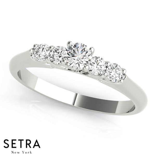 ENGAGEMENT RINGS SINGLE ROW PRONG SET