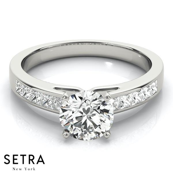 ELEGANT PRINCESS CUT DIAMOND ENGAGEMENT 18K GOLD RING
