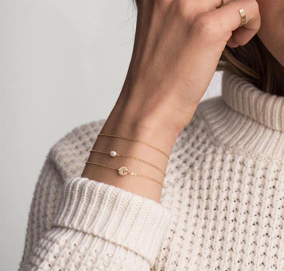 Tiny Oval Pearl Bracelet